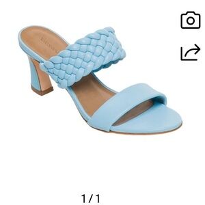 NWOB BERNARDO Nyomi Leather Mid Heel Sandal